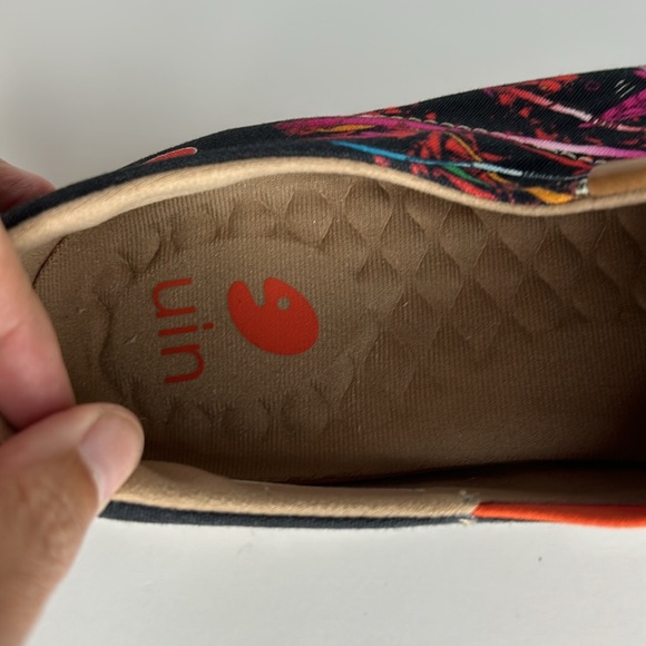 UIN No Body Slip On Shoes - Picture 10 of 14